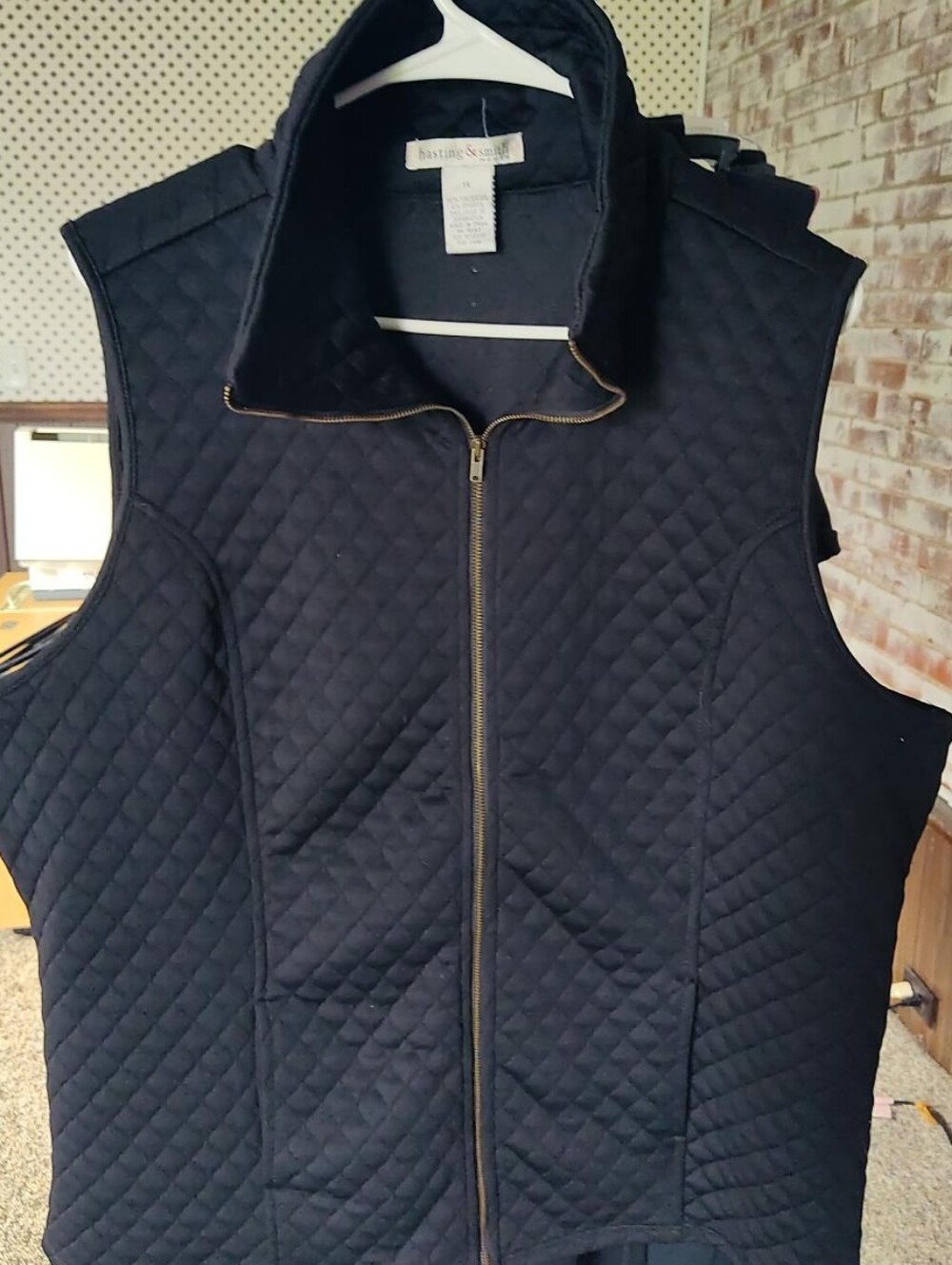 Hasting & Smith Women's 1X Black Quilted Full Zip Vest Pockets Excellent Conditi